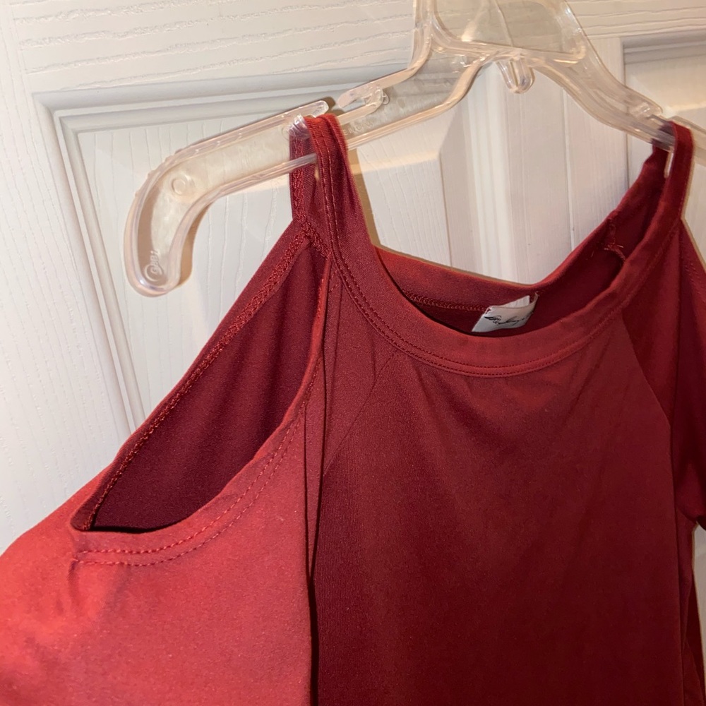 Open shouldered top